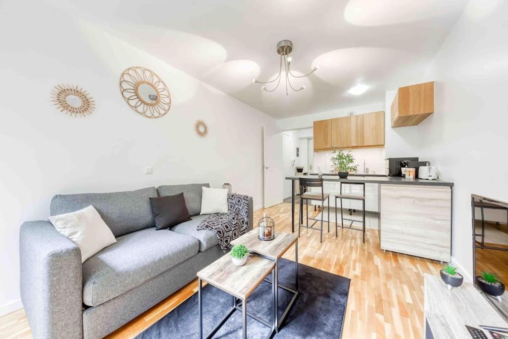 Appartement Moderne, Metro 7, Parking Et Jardin Villejuif Buitenkant foto